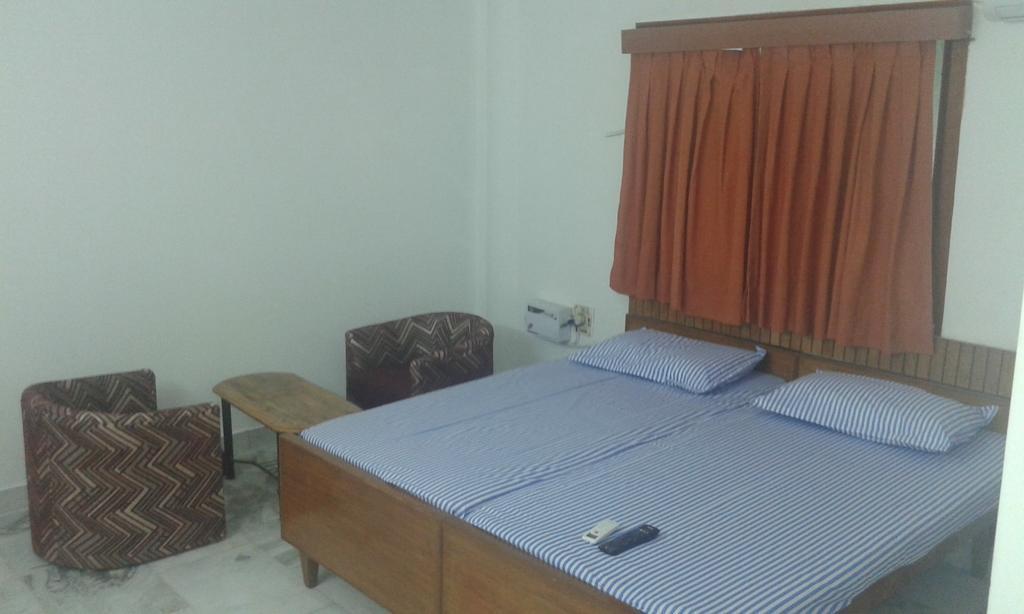 Hotel Royal Club Chennai Exterior foto
