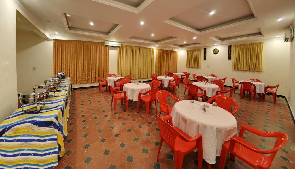 Hotel Royal Club Chennai Exterior foto